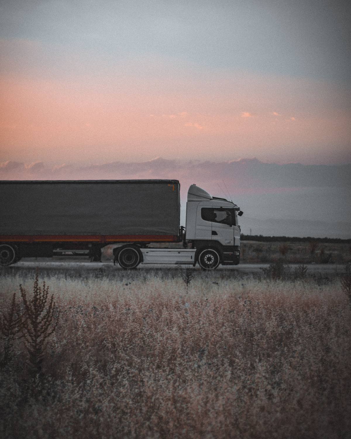 Door to door delivery truck